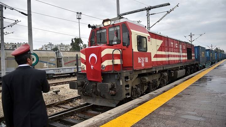قطار الصادرات التركية إلى روسيا