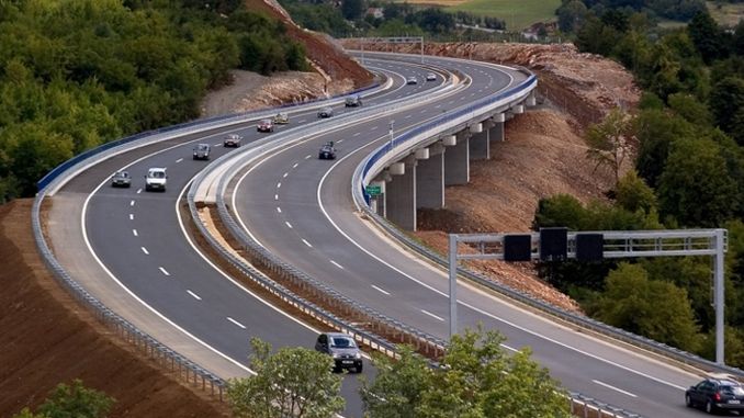 سرعة المركبات على الطرق السريعة في تركيا
