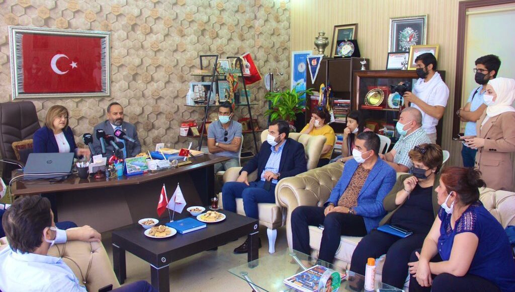 فاطمة شاهين