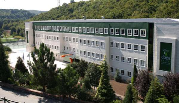 مدرسة دوغا الخاصة في طرابزون Özel Doğa Koleji Trabzon Kampüsü