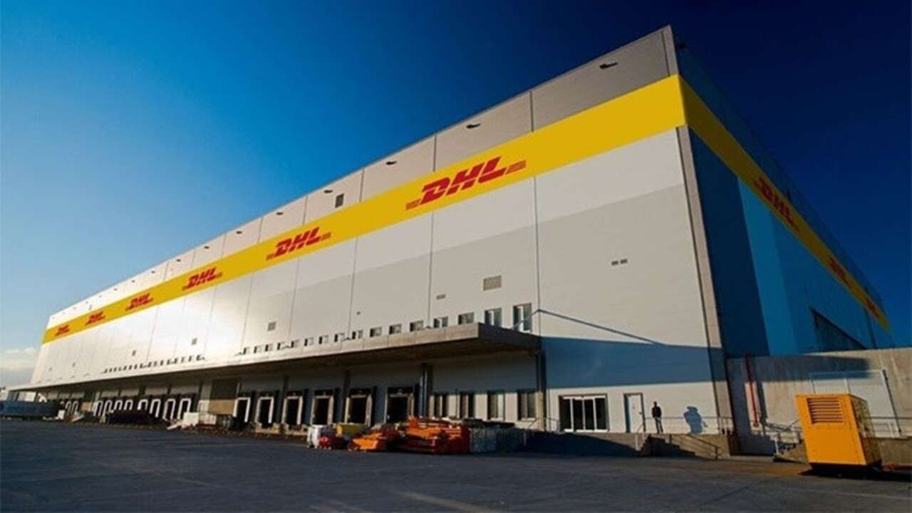 مركز شحن -خدمات شركة الشحن دي إتش إل DHL في تركيا
