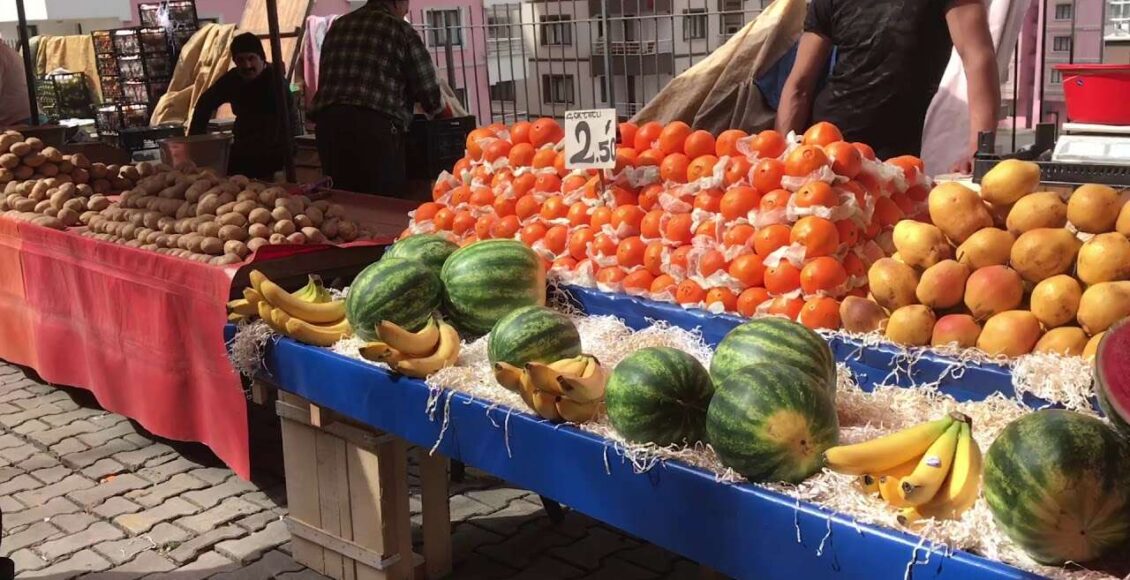 كم ليرة تركية تحتاج الأسرة لتستطيع العيش في تركيا؟