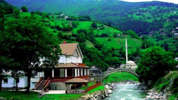 أجمل الأماكن السياحية في ريزا مدينة الشاي | دليلك في تركيا