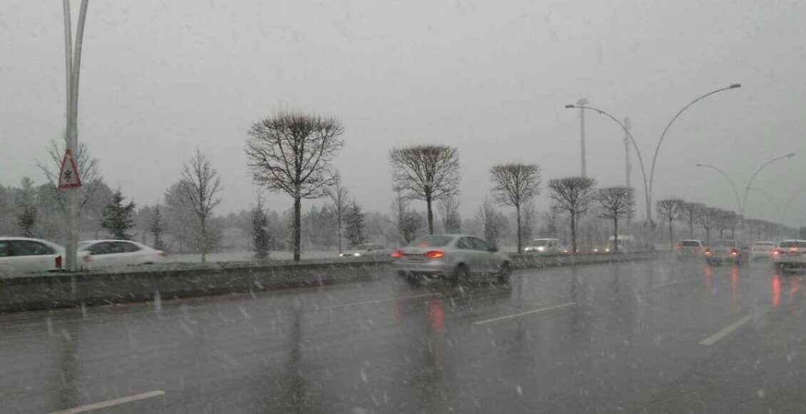 عاصفة قوية في اسطنبول