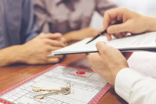 استخراج ورقة الطابو بحضور البائع والمشتري في مديرية السجل العقاري في ترؤكيا