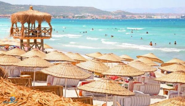 شاطئ تشيشمه Cesme Plaji1