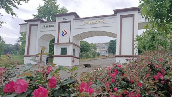 جامعة طرابزون Trabzon University الحكومية