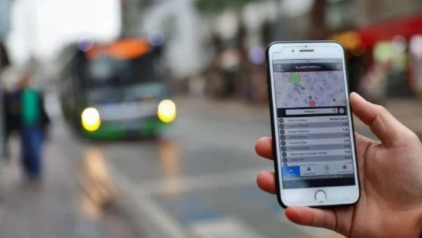تطبيقات ي تم تحميلها على الهاتف المحمول ومفيدة للسياحة والتنقل في تركيا