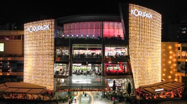مركز ومجمع كوروبارك (Korupark AVM) في بورصة